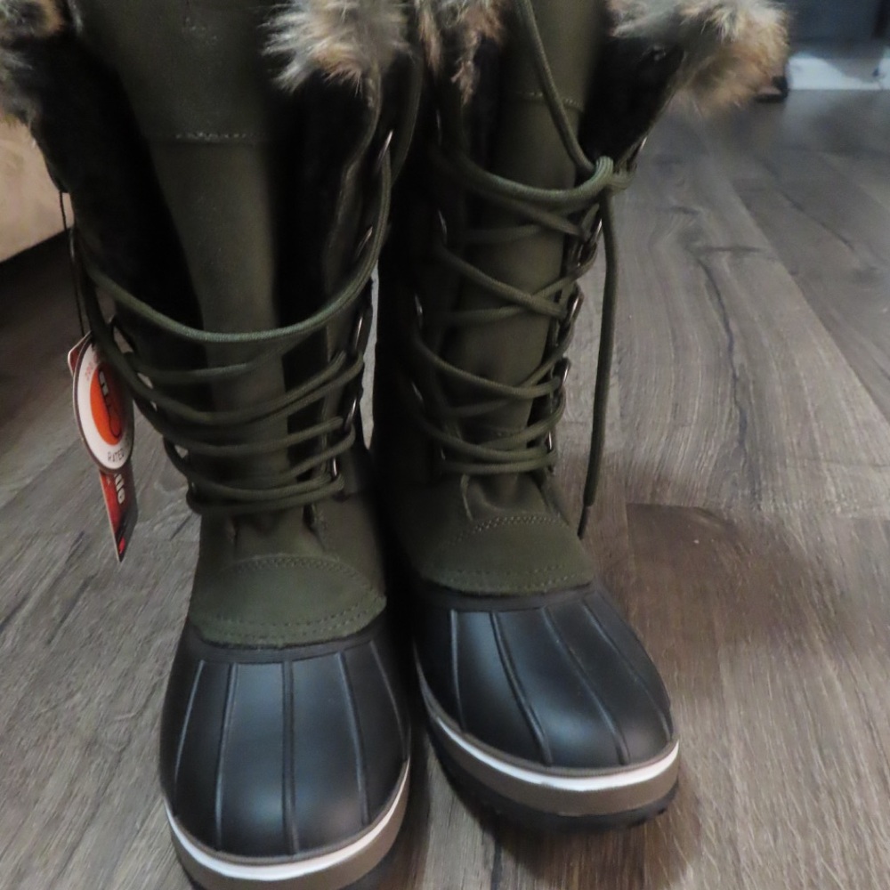 New Northside Women's Kathmandu Snow Boot Size6